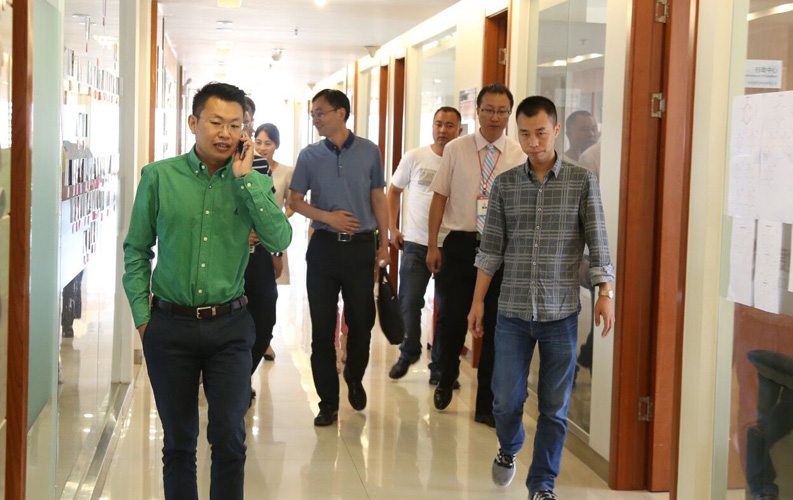 重庆永利欢乐娱人城网络信息技术有限公司作为永利欢乐娱人城集团子公司，投资规模为1000万元，其技术研发基地规模将达到200人左右